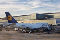 Lufthansa-747-Philadelphia